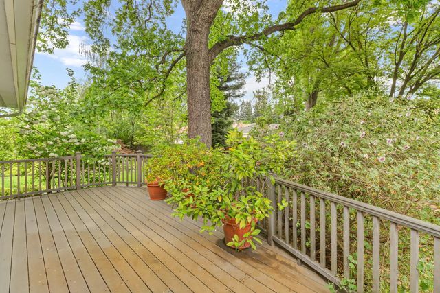 250 Baldwin Way, Sacramento, CA 95864