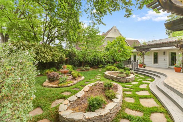 250 Baldwin Way, Sacramento, CA 95864