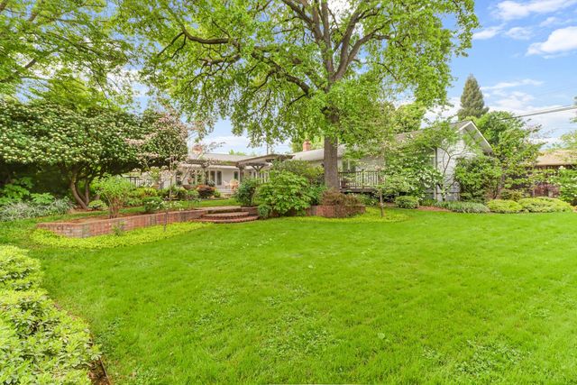 250 Baldwin Way, Sacramento, CA 95864