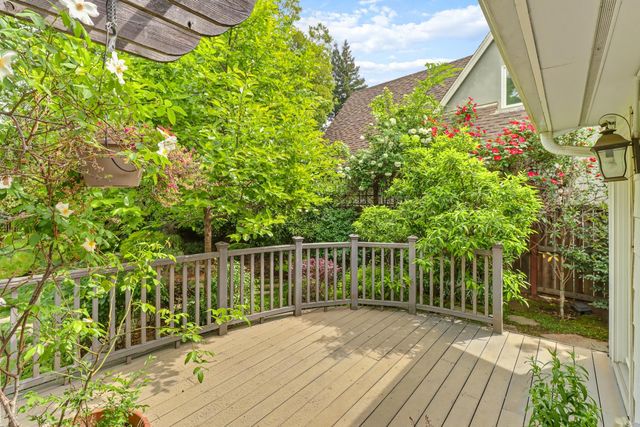 250 Baldwin Way, Sacramento, CA 95864