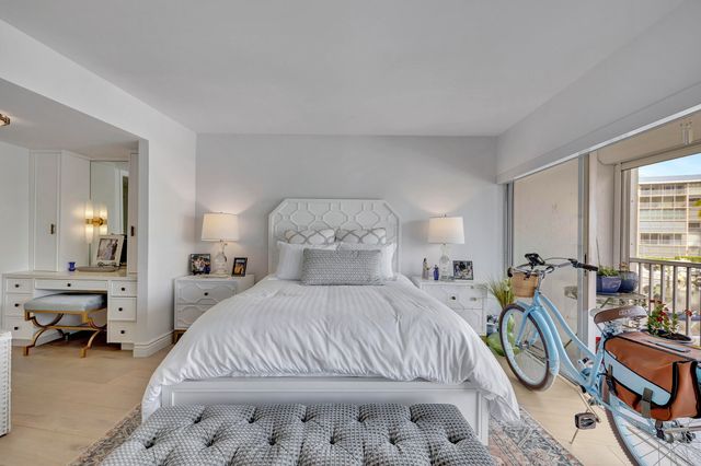 1537 E Hillsboro Boulevard 239, Deerfield Beach, FL 33441