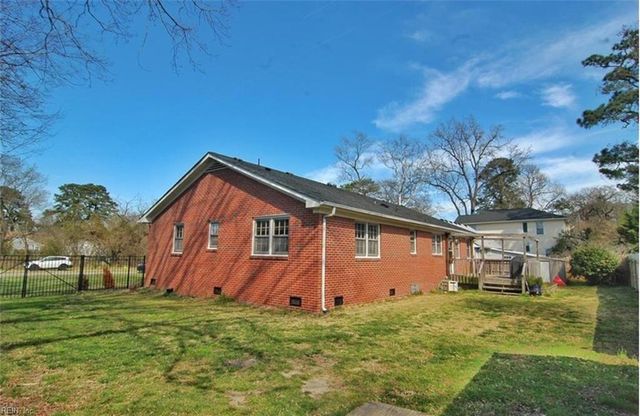 1751 Fontainebleau CRES, Norfolk, VA 23509