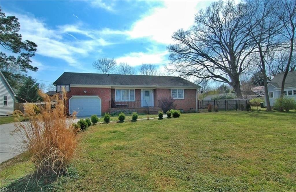 1751 Fontainebleau CRES, Norfolk, VA 23509