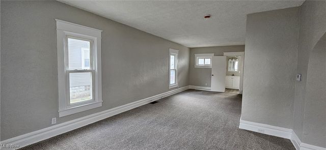 189 Pine Street, Wadsworth, OH 44281