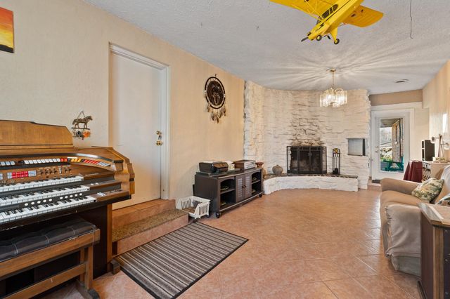 3000 Ferguson Road, Huntington, WV 25705