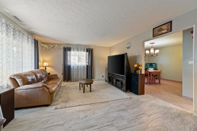 3000 Ferguson Road, Huntington, WV 25705