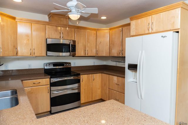 412 W 37 St, Yuma, AZ 85365