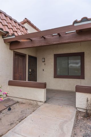 412 W 37 St, Yuma, AZ 85365