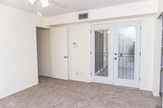 412 W 37 St, Yuma, AZ 85365