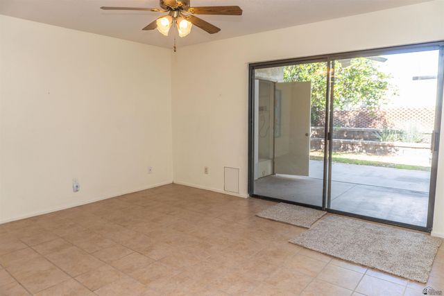 412 W 37 St, Yuma, AZ 85365