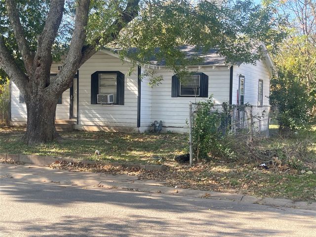 114 & 116 Flowers Street, Waxahachie, TX 75165