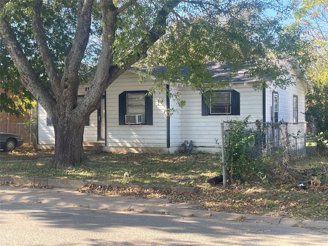 114 & 116 Flowers Street, Waxahachie, TX 75165