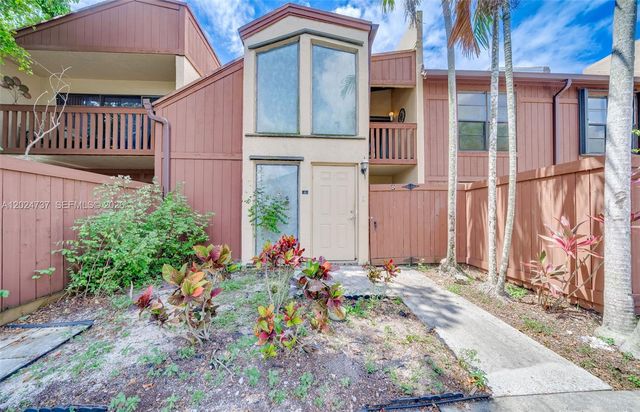 6547 SW 116th Place C, Miami, FL 33173