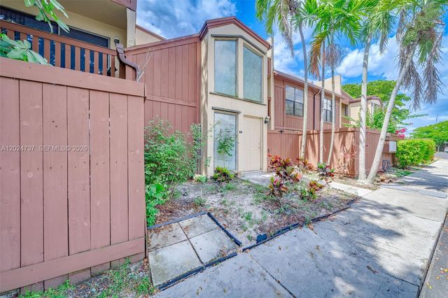 6547 SW 116th Place C, Miami, FL 33173
