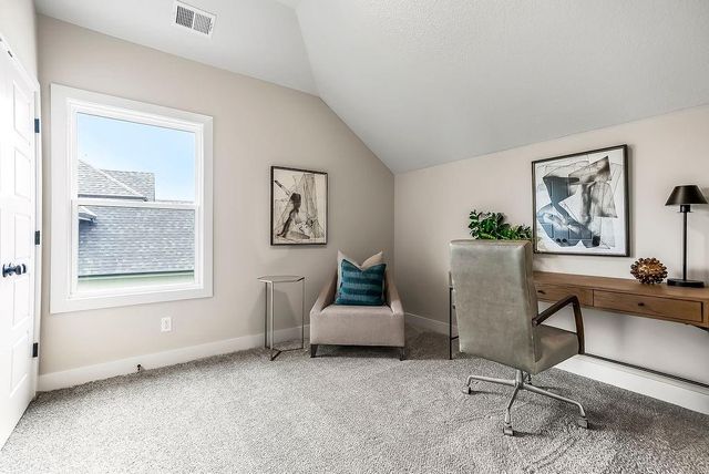 15586 W 168th Terrace, Olathe, KS 66062