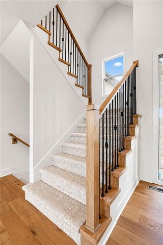 15586 W 168th Terrace, Olathe, KS 66062