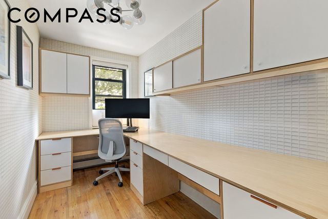90 Pioneer Street, New York City, NY 11231