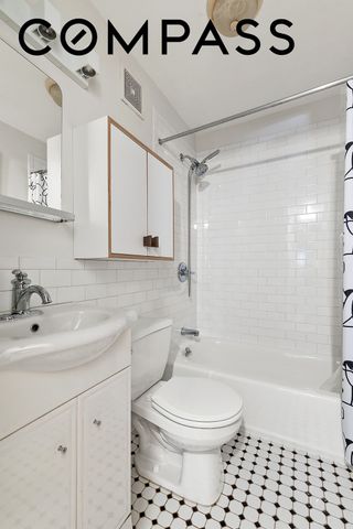 90 Pioneer Street, New York City, NY 11231