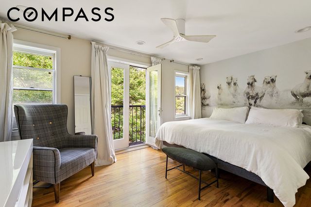 90 Pioneer Street, New York City, NY 11231