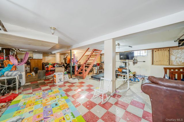 44 Nassau Parkway, Hempstead, NY 11550