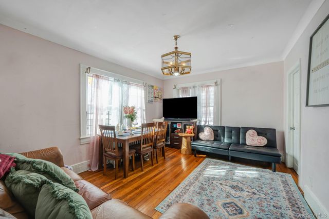 44 Nassau Parkway, Hempstead, NY 11550