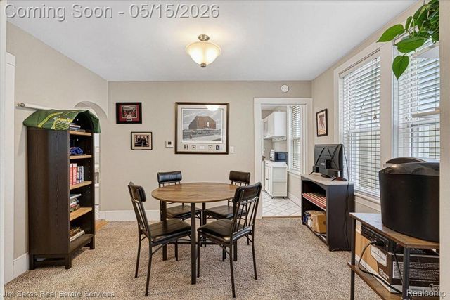 124 Muir Road, Grosse Pointe Farms, MI 48236
