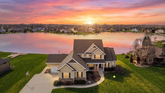 2949 SEAFARER WAY, Suamico, WI 54173