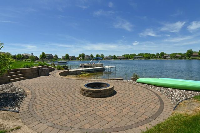 2949 SEAFARER WAY, Suamico, WI 54173