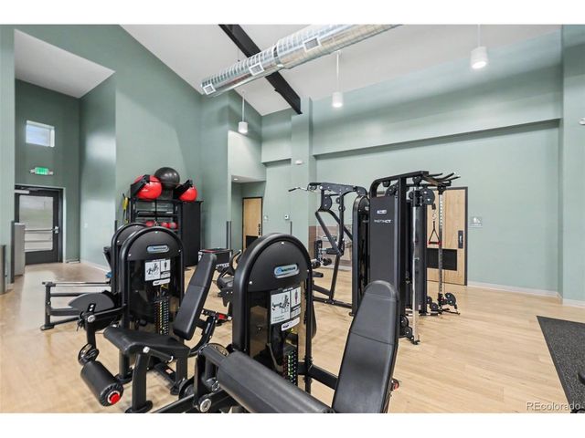 4403 N Picadilly Ct, Aurora, CO 80019