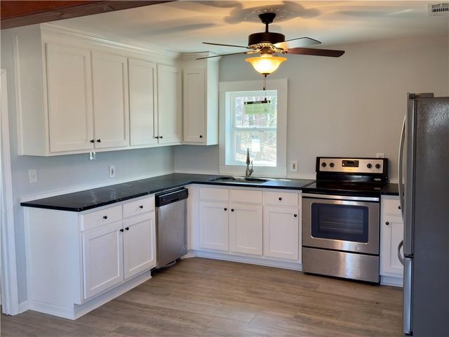 6525 Bermuda Lane, Flowery Branch, GA 30542