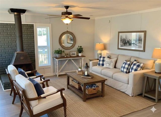 6525 Bermuda Lane, Flowery Branch, GA 30542