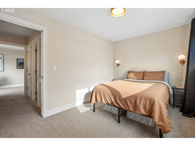 6919 N LEAVITT Ave B1, Portland, OR 97203