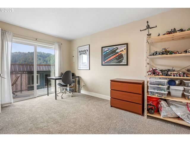 6919 N LEAVITT Ave B1, Portland, OR 97203