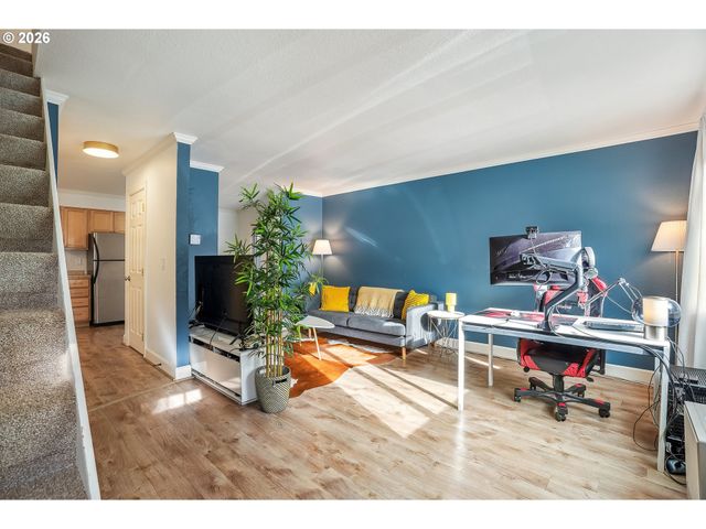 6919 N LEAVITT Ave B1, Portland, OR 97203