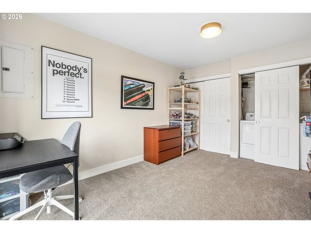 6919 N LEAVITT Ave B1, Portland, OR 97203