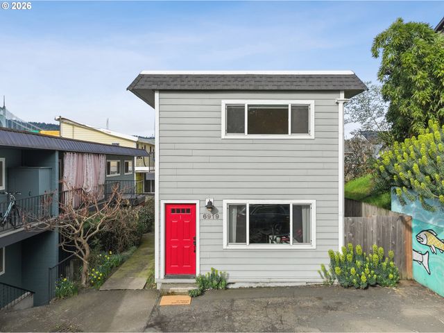 6919 N LEAVITT Ave B1, Portland, OR 97203