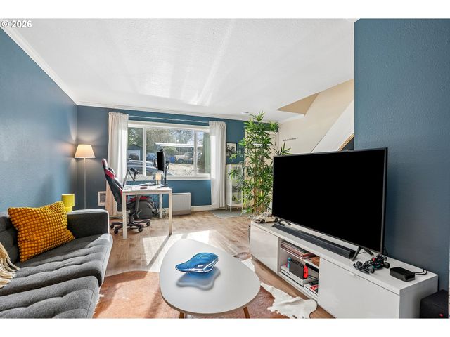 6919 N LEAVITT Ave B1, Portland, OR 97203