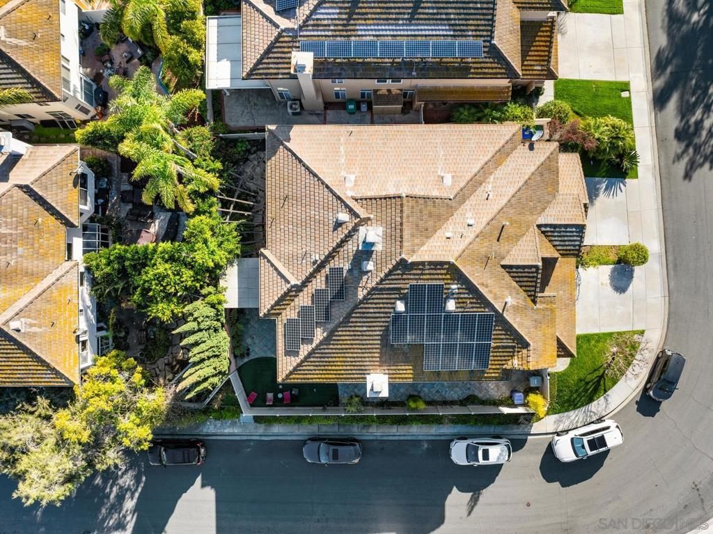 Image 26 of property listing at 12481 Cavallo St, San Diego, CA 92130