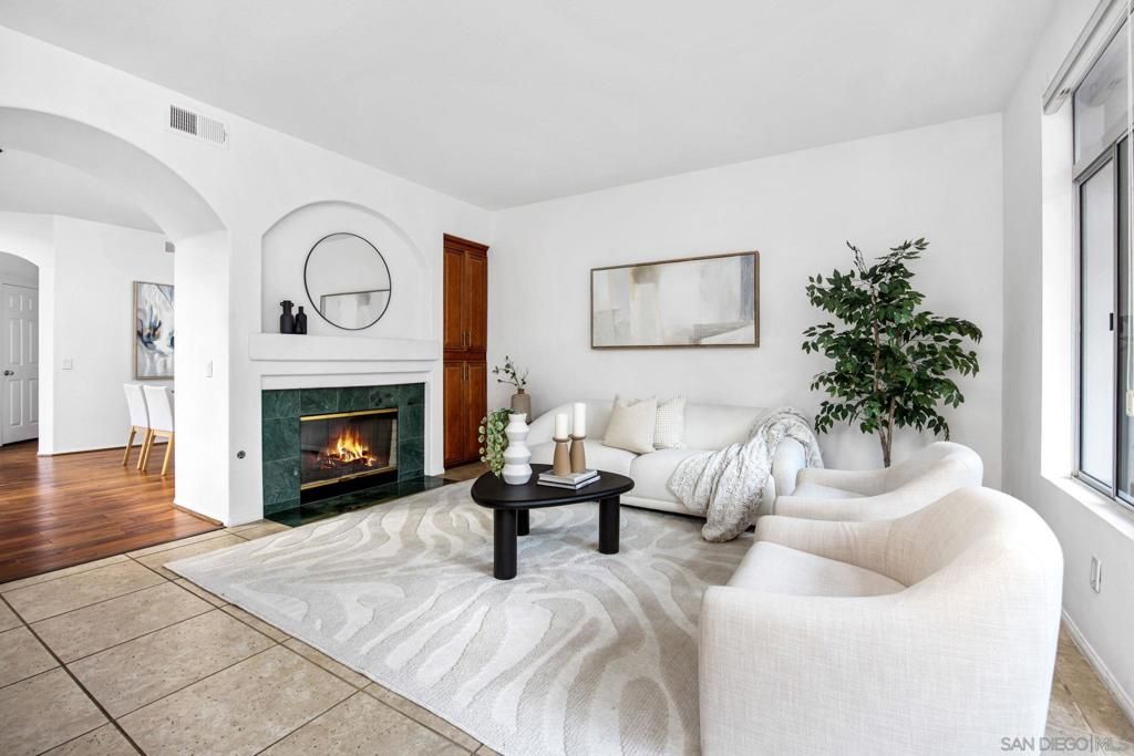 Image 8 of property listing at 12481 Cavallo St, San Diego, CA 92130