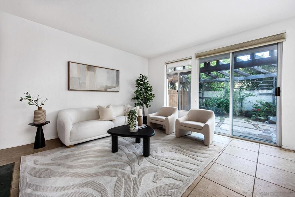 Image 9 of property listing at 12481 Cavallo St, San Diego, CA 92130