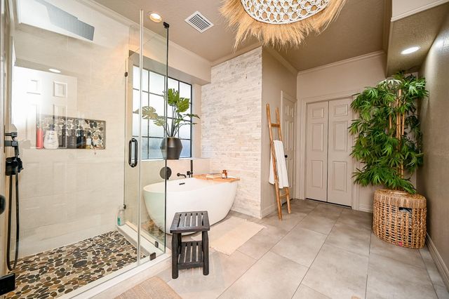 13606 Champions Centre Drive, Houston, TX 77069