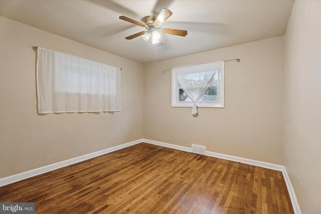 301 S NEW ARDMORE AVE, Broomall, PA 19008