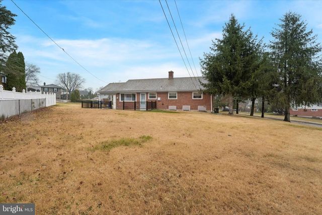 301 S NEW ARDMORE AVE, Broomall, PA 19008