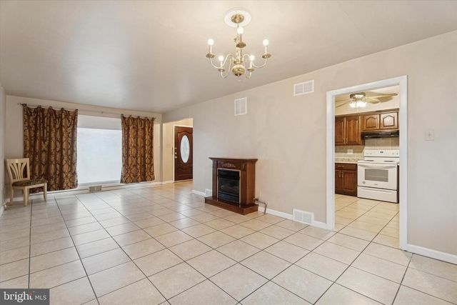 301 S NEW ARDMORE AVE, Broomall, PA 19008