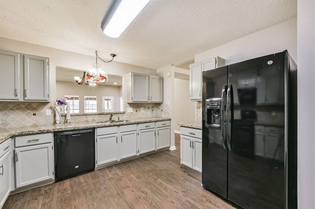 3013 Flower Field Lane 4, Pearland, TX 77584