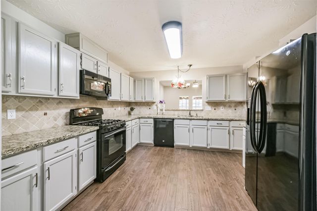 3013 Flower Field Lane 4, Pearland, TX 77584