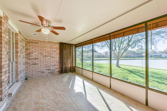 3013 Flower Field Lane 4, Pearland, TX 77584