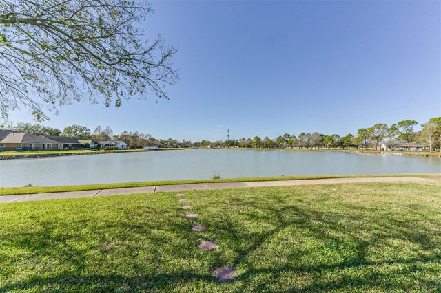 3013 Flower Field Lane 4, Pearland, TX 77584