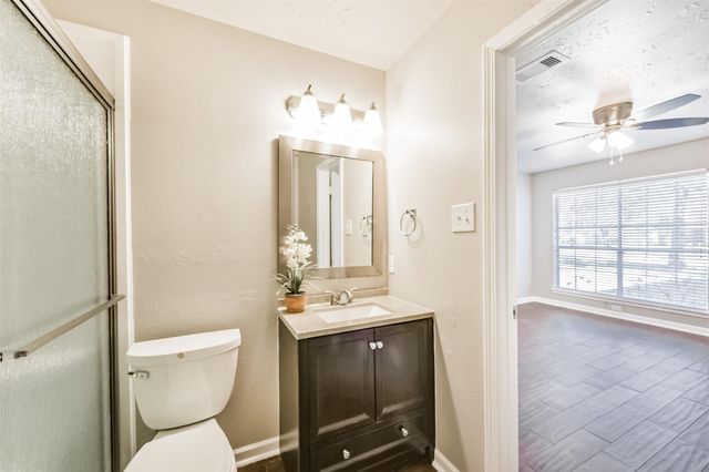 3013 Flower Field Lane 4, Pearland, TX 77584