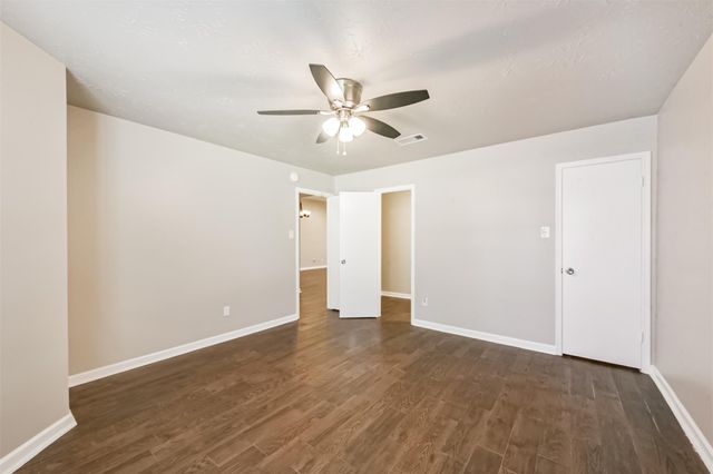 3013 Flower Field Lane 4, Pearland, TX 77584